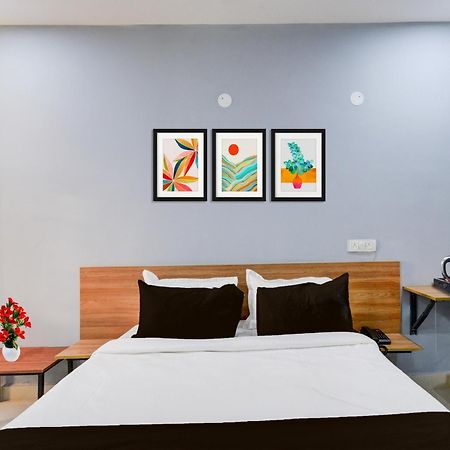 Super Townhouse Kukatpally North Formerly Munagala Arcade Hyderabad Exterior photo